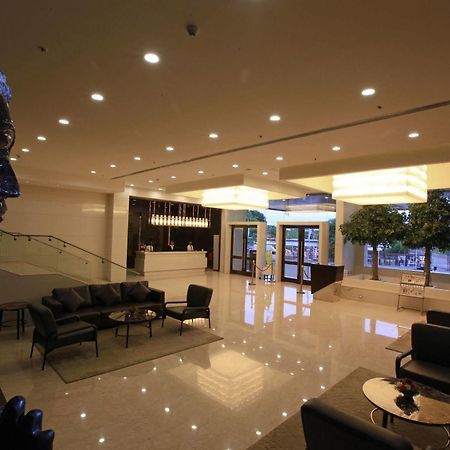 Goutham Grand Hotel - Tenali Виджаявада Экстерьер фото